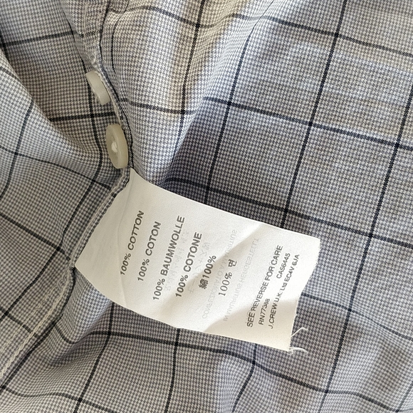 J. Crew - US M - slim fit - blue check sports shirt - Picture 4 of 4